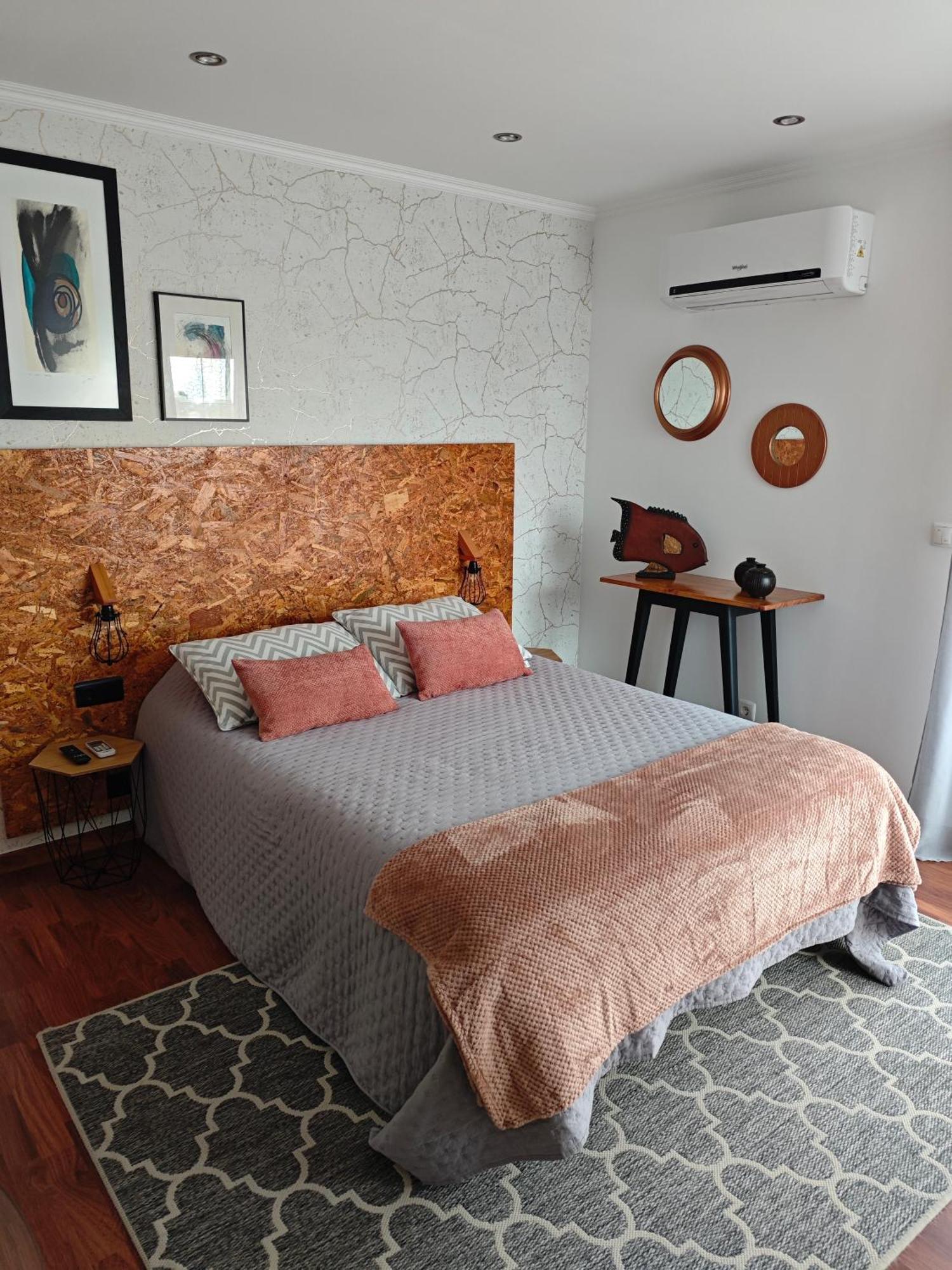 Quarto Privado Alentejo Litoral 그란돌라 객실 사진