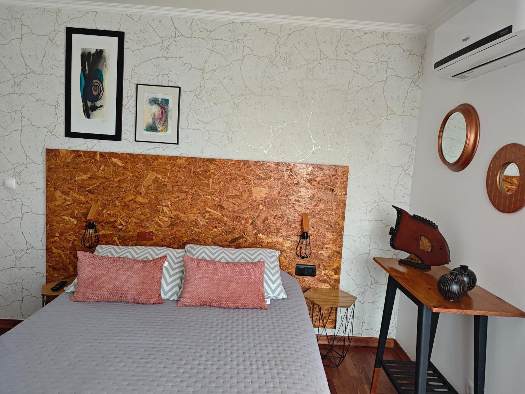 Quarto Privado Alentejo Litoral 그란돌라 객실 사진